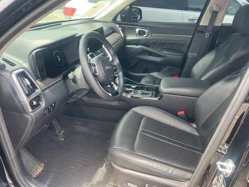 Used 2023 Kia Sorento SX FWD image 4