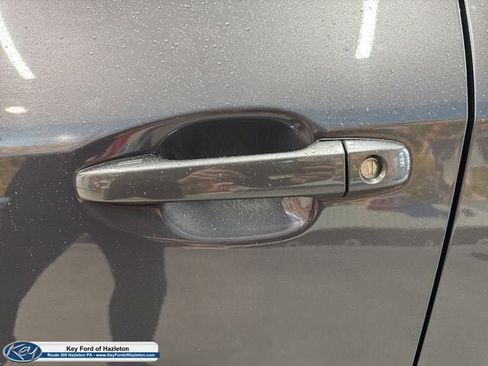 Used 2023 Subaru Outback Premium AWD/4WD image 15