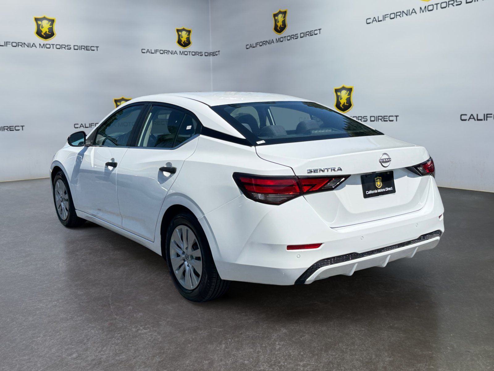 Used 2024 Nissan Sentra S FWD image 3