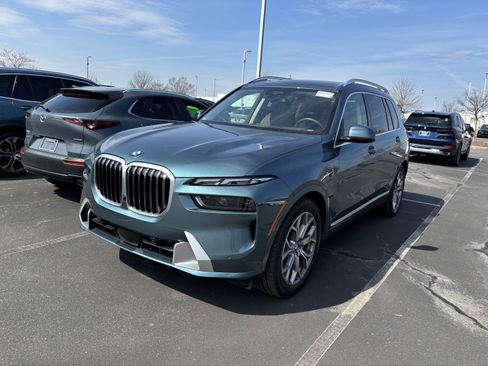 Used 2026 BMW X7 xDrive40i image 5