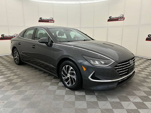 Used 2022 Hyundai Sonata Blue FWD image 7