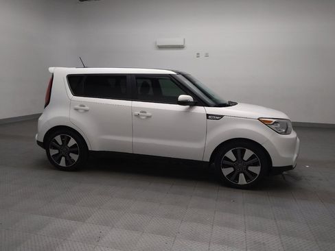Used 2015 Kia Soul ! w/ Sun & Sound Package image 11
