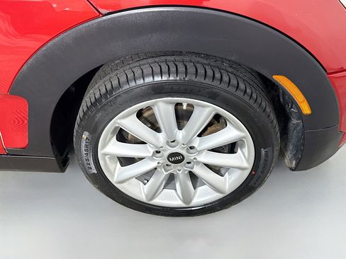 Used 2017 MINI Cooper Clubman S image 31