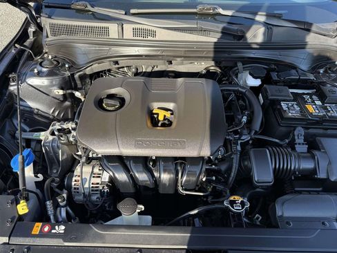 Used 2023 Kia Forte LXS image 26