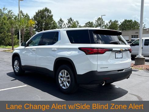Used 2023 Chevrolet Traverse LS w/ Safety Package FWD image 7