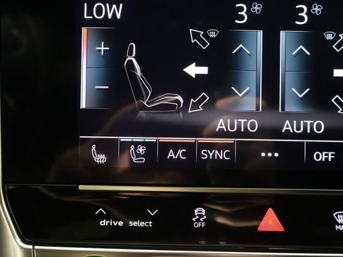 Used 2023 Audi A7 3.0T Prestige w/ Luxury Package AWD/4WD image 52