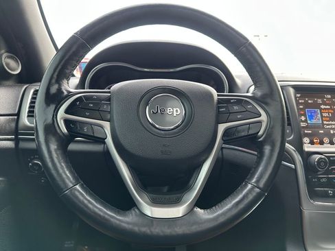 Used 2018 Jeep Grand Cherokee Limited w/ Luxury Group II image 13