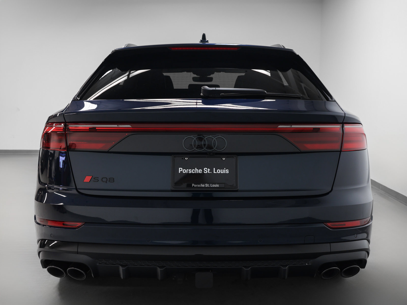Used 2026 Audi SQ8 Premium Plus AWD/4WD image 11