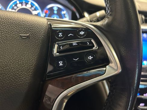 Used 2013 Cadillac XTS Premium image 17