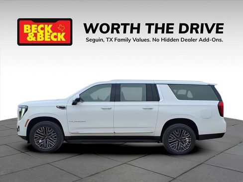 New 2026 GMC Yukon XL Elevation image 8