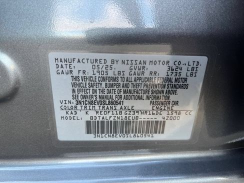 Used 2025 Nissan Versa SV FWD image 27