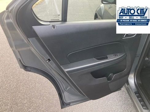 Used 2012 Chevrolet Equinox LT w/ All-Star Package FWD image 32