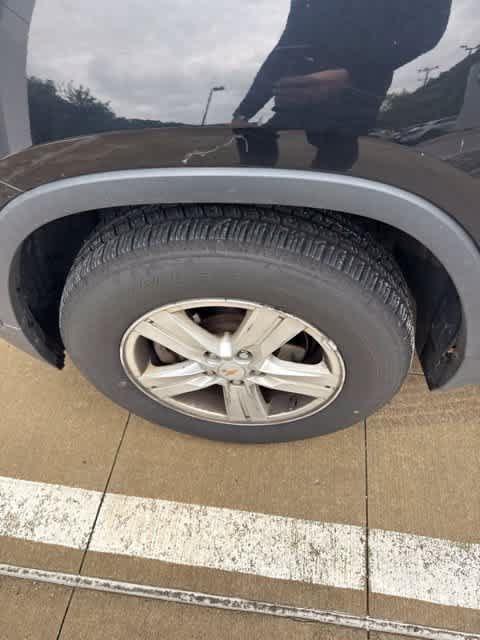 Used 2019 Chevrolet Trax LT w/ LT Convenience Package AWD/4WD image 9