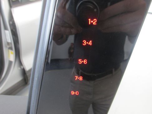 Used 2022 Ford Escape SEL w/ Technology Package image 18