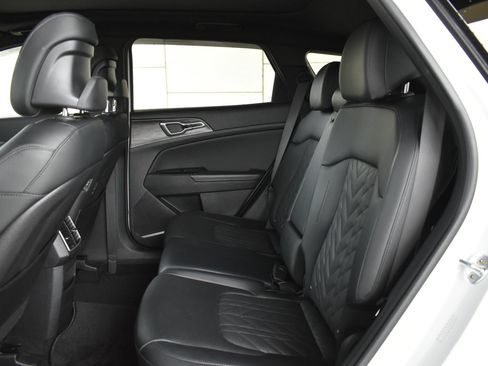 Used 2023 Kia Sportage X-Line w/ X-Line Premium Package AWD/4WD image 17