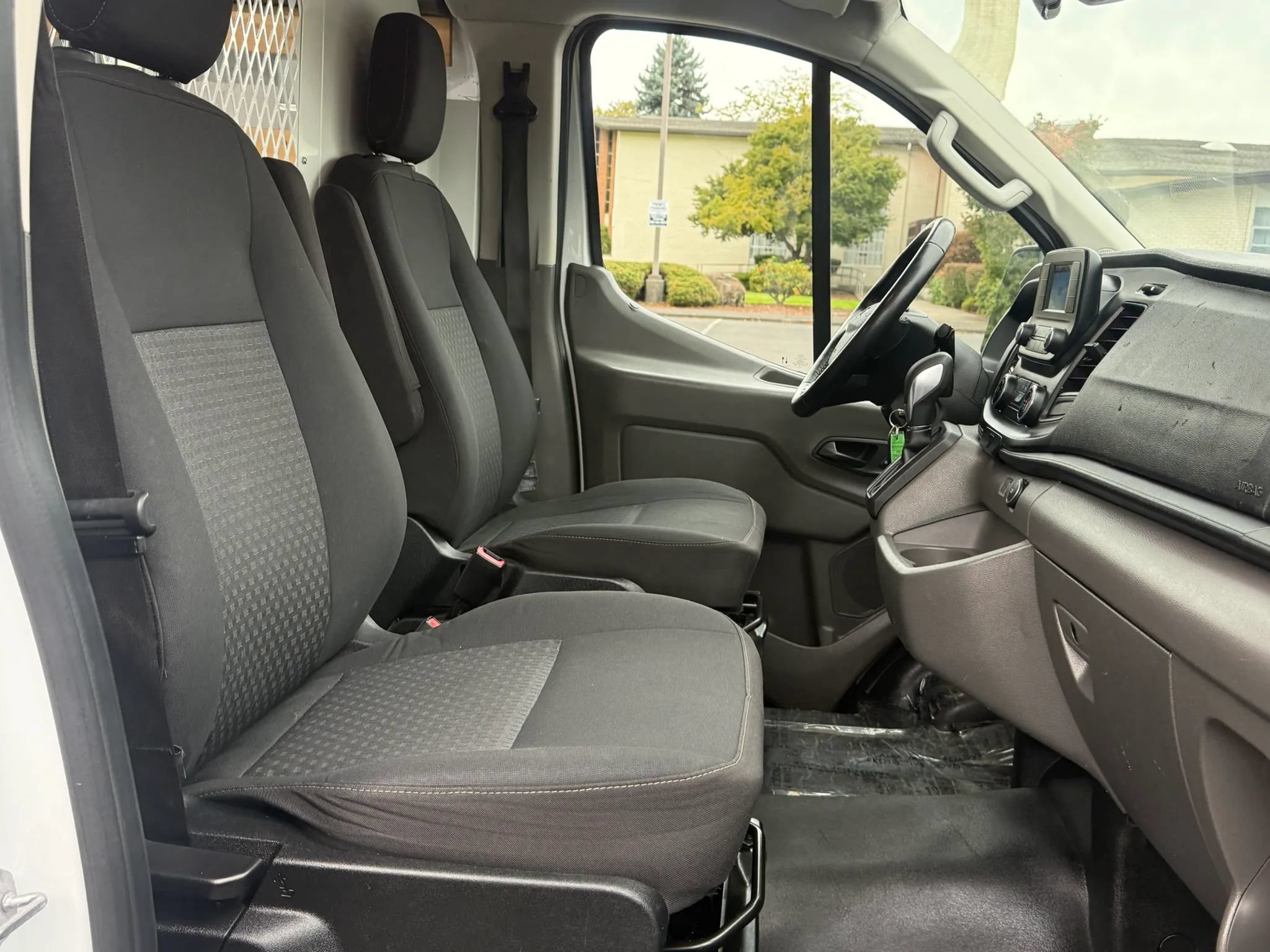 Used 2020 Ford Transit 250 Low Roof w/ Exterior Upgrade Package RWD image 15