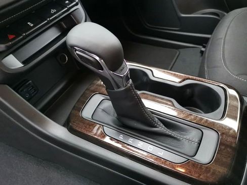 Used 2022 GMC Canyon Elevation w/ Trailering Package image 6