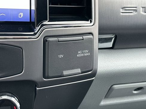 Used 2022 Ford F450 Limited w/ FX4 Off-Road Package image 28