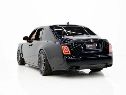Used 2024 Rolls-Royce Phantom Sedan w/ The Phantom Package RWD image 26