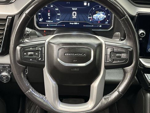 Used 2023 GMC Sierra 1500 Denali AWD/4WD image 16