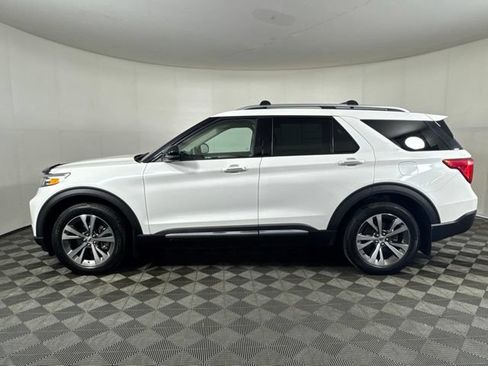 Certified 2020 Ford Explorer Platinum w/ Premium Technology Package AWD/4WD image 7