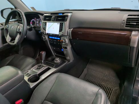Used 2022 Toyota 4Runner Limited AWD/4WD image 64