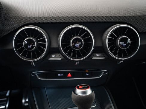 Used 2018 Audi TT RS w/ Technology Package image 33