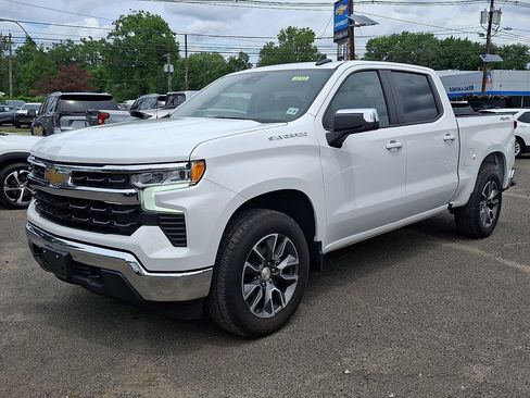Used 2023 Chevrolet Silverado 1500 LT AWD/4WD image 3