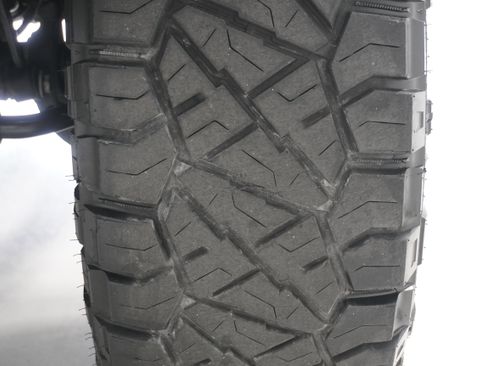 Used 2018 Jeep Wrangler Unlimited Sport S image 25