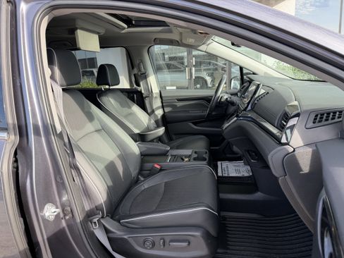 Used 2023 Honda Odyssey Elite image 21