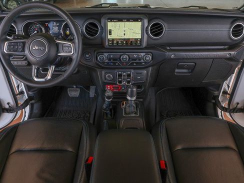 Used 2023 Jeep Wrangler Unlimited Rubicon 4xe AWD/4WD image 38