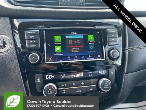 Used 2018 Nissan Rogue SL AWD/4WD image 28