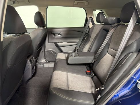 Used 2024 Nissan Rogue SV FWD image 13