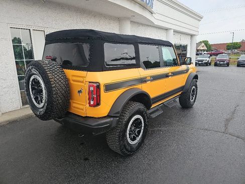 Used 2022 Ford Bronco Badlands AWD/4WD image 4