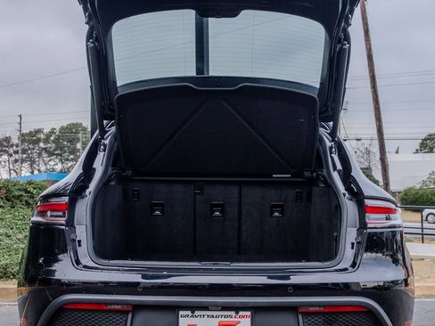 Used 2024 Porsche Macan Base w/ Premium Plus Package image 25