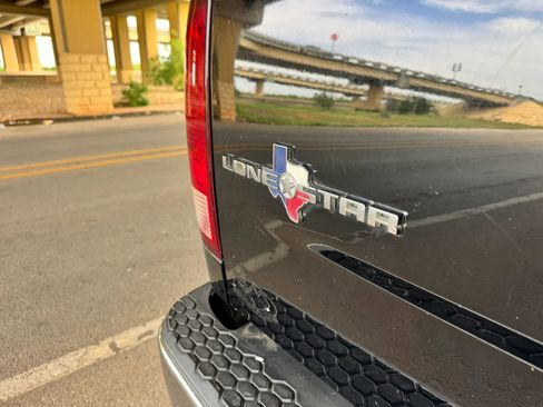 Used 2015 RAM 1500 Lone Star AWD/4WD image 21