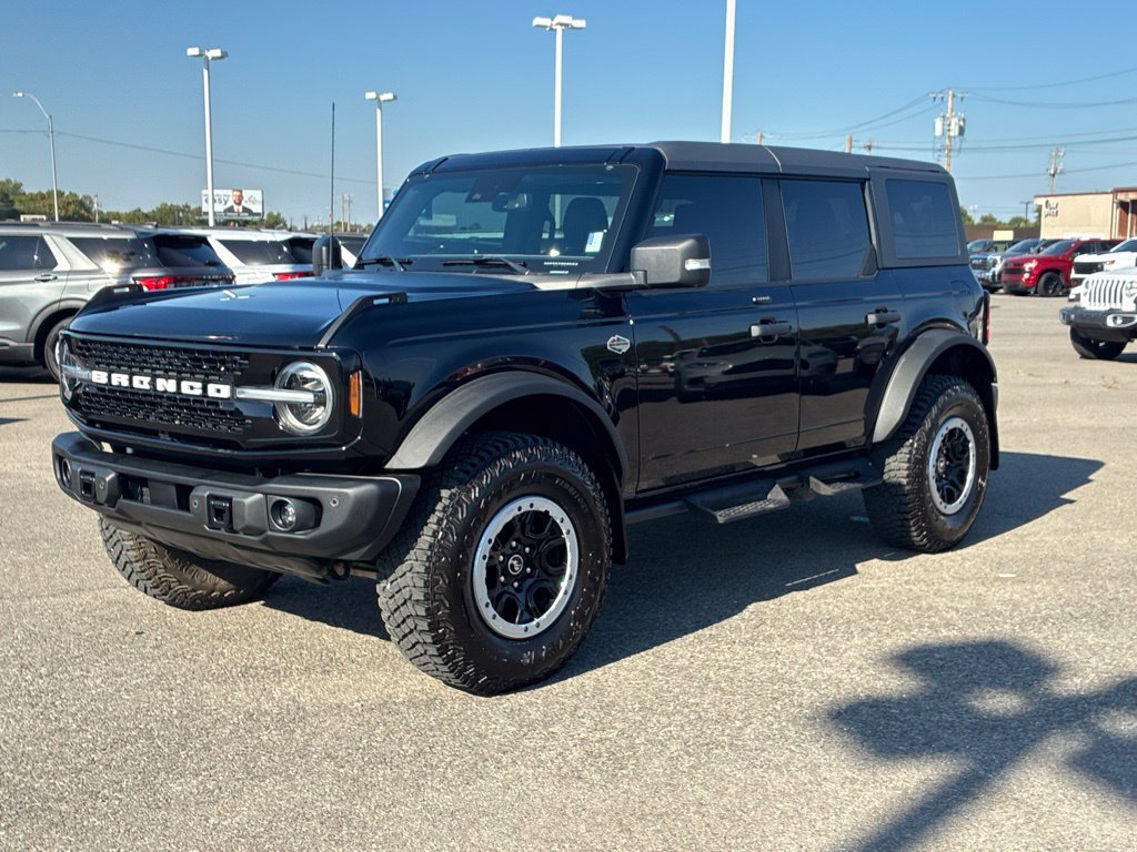 Used 2023 Ford Bronco Wildtrak AWD/4WD image 10