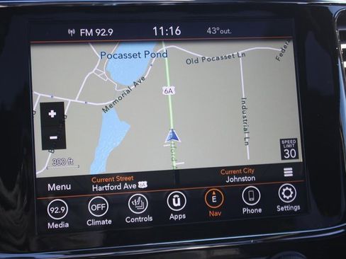 Used 2022 Jeep Grand Cherokee Laredo X image 5