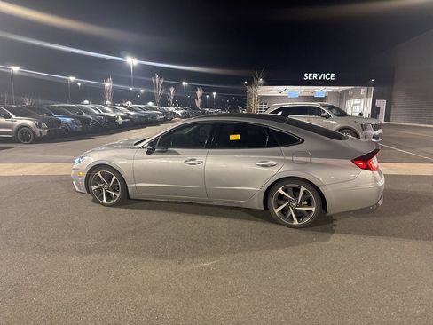 Used 2023 Hyundai Sonata SEL Plus image 42