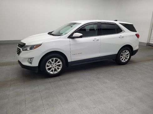 Used 2018 Chevrolet Equinox LT image 2