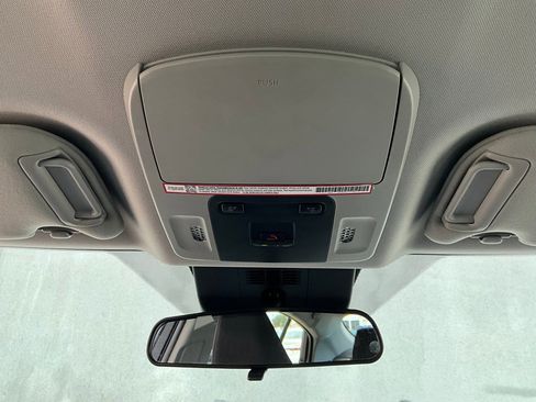 Used 2025 Toyota Camry LE image 15