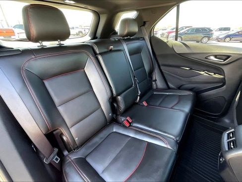 Used 2022 Chevrolet Equinox RS w/ RS Leather Package FWD image 22