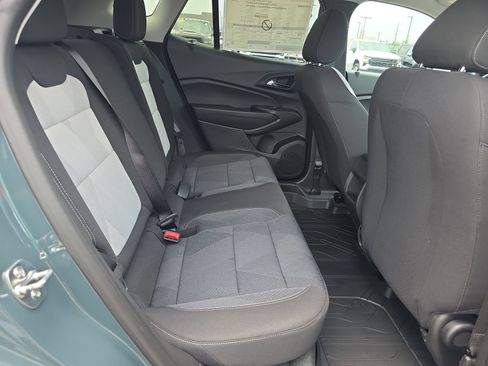New 2026 Chevrolet Trax LS w/ LS Convenience Package FWD image 14