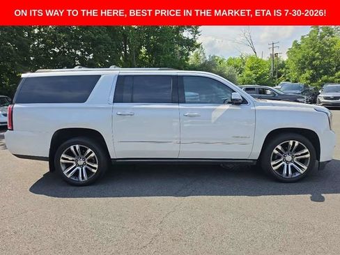 Used 2018 GMC Yukon XL Denali w/ Denali Ultimate Package AWD/4WD image 4