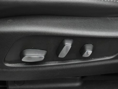 Used 2023 Cadillac XT5 Sportv w/ Technology Package image 14