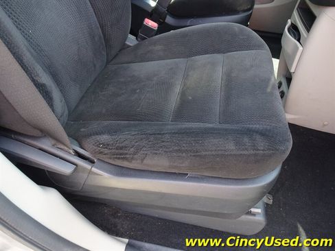 Used 2014 Dodge Grand Caravan SE FWD image 31