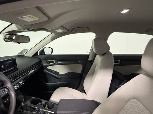 Used 2023 Honda Civic LX image 32