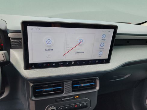 New 2025 Ford Maverick XLT w/ Equipment Group 301A image 17