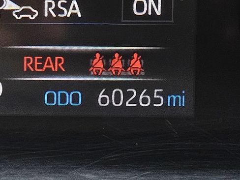 Used 2021 Toyota RAV4 XLE w/ Convenience Package AWD/4WD image 26