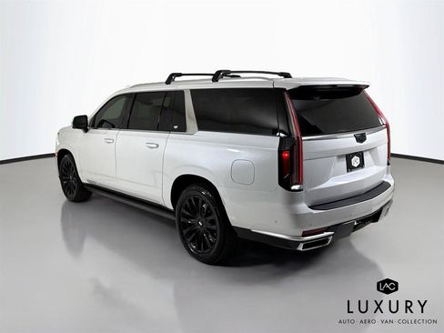 Used 2024 Cadillac Escalade ESV Premium Luxury w/ Performance Package AWD/4WD image 8